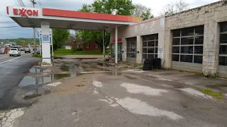 Abandoned Exxon - Livingston, TN *CLASSIC*