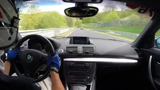 BMW 130i vs. BMW M3 e46 @Nürburgring Norschleife