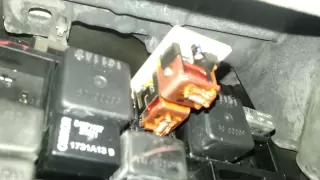 Full Cheap (FREE) OEM: Turn Signal "Blinkers" Relay Failure Repair 99 - 04 Jeep WJ Grand Cherokee