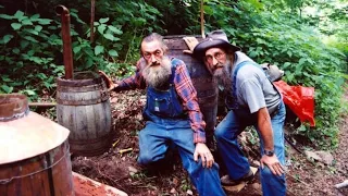 POPCORN O MAIO DESTILADOR DE AGUARDIENTE  DOCUMENTARIO