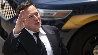 Musk Tells Twitter Employees No Plans to Cut 75% of Jobs