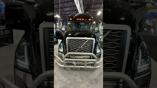 The Ultimate Truck ! 2024 Volvo VNL 760 6x4 Tractor #shorts