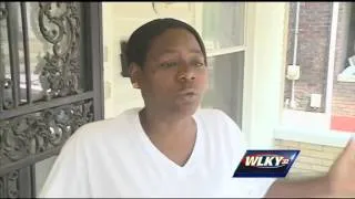 Mother accused of leaving baby in street