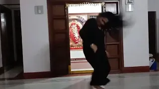 Choreographer suchitrachandrabose dancing for rowdybaby
