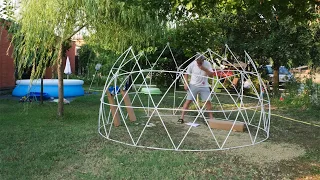 Garden igloo