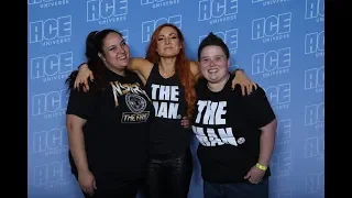 MEETING BECKY LYNCH AND ALEXA BLISS | ACE COMIC CON VLOG #1