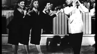 Bing Crosby & the Andrews Sisters- Mele Kalikimaka. (SL)