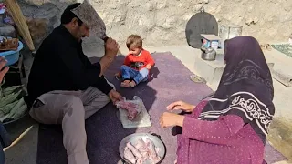 Cooking mutton and rice stew by the nomadic code lady