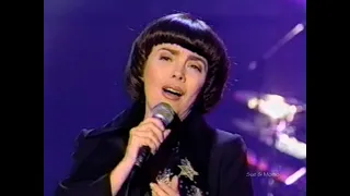 Mireille Mathieu « Une femme amoureuse (Woman in Love) » (恋する女）