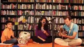 "Nagumomu" - A Carnatic composition with Western guitar and Hindustani Tabla !