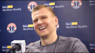 Wes Unseld, Kentavious Caldwell-Pope, Kristaps Porzingis & Deni Avdija after Wizards win over Lakers