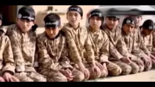 ИГИЛ используют детей в качестве палачей и смертников.