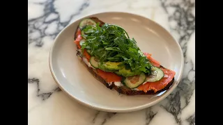 Easy Smoked Salmon Tartine