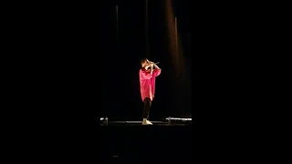 Christine and the Queens - La marcheuse - Live Lyon 14.12.2018