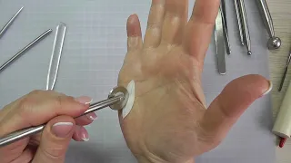 Роликовый нож для работы с полимерной глиной