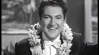 Liberace's special salute to the beautiful island of Hawaii * Part 4 (1950's)