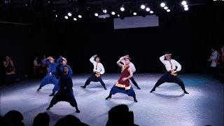 Folk Dance: Mongolian Dance "standing on the grassland looking at Beijing"民族舞串烧 蒙古舞《站在草原望北京》