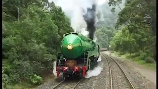 3801 & 3830 - pacing video - Robertson tour - February 2000
