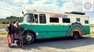 Blatant transformation - Argentinian school bus becomes a dreamlike mobile home