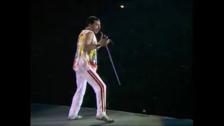 Queen - Tutti Frutti / Gimme Some Lovin' (Live At Wembley Stadium / July 12, 1986)