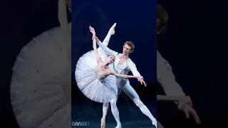 Olga Smirnova & Semyon Chudin “Diamonds”