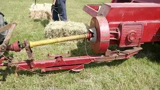 INTERNATIONAL 435D CONVENTIONAL BALER