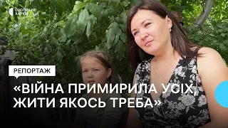 На Харківщині фельдшерка прийняла дві родини переселенців із гусями та шиншилами