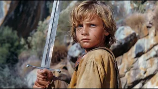 Lord of the Rings but with Kids - 1950's Super Panavision 70