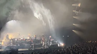 Arcade Fire « The Lightning I+II / Rebellion (Lies) » @ Accor Arena (Paris Live 2022)