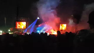 Muse - Hysteria  (Glastonbury Festival 2016)