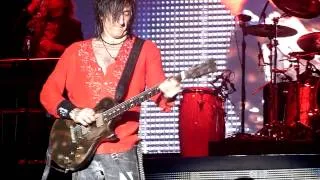 Guns N' Roses - Richard Fortus Guitar Solo - Live HD 5-26-13