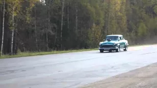 Gaz 21 V8 Supercharged Accelerating