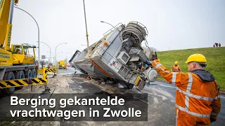 Berging gekantelde vrachtwagen Westenholterallee Zwolle - ©StefanVerkerk.nl