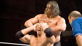 The Great Khali VS Batista SmackDown 2007
