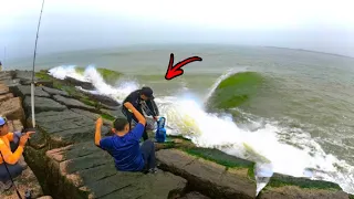 This Is Why Fishermen HATE The Jetty! Super Scary!