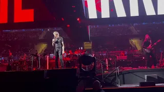 ROGER WATERS Opens Concert with Comfortably Numb & Another Brick in the Wall at Amway Center Orlando