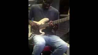 Sebene Congolese Bass Groovin !