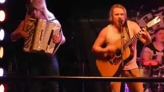 Steve'n'Seagulls: Thunderstruck (2014 Imatra) Live