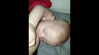 Cozy Butt Breast-feeding