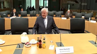 Seehofer sagt zum Maut-Desaster aus