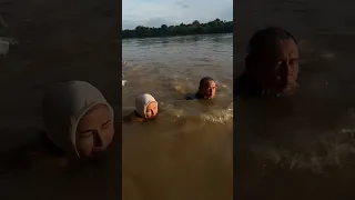 Ulang Tahun tersedih! Berenang di Sungai Buaya #shorts Nasya kaila Nazifah