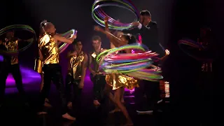 HOOPING WITH 100 RINGS - Flying Superkids