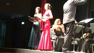 "GLORIA" RV 589 - III. LAUDAMUS TE - Antonio Vivaldi (sopranos, Maria Regina y Valeria Yavhé)