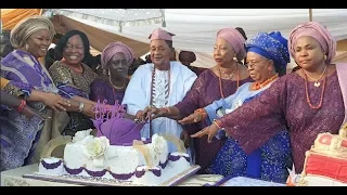 Alaafin of Oyo and Beautiful Queens snaps pictures at his Birthday/naming ceremony