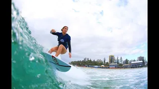 The ladies rip up the Snapper Rocks Superbank...