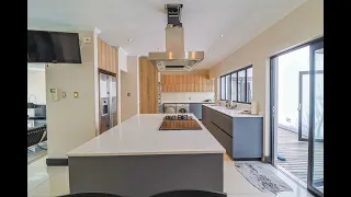 4 Bedroom House for sale in Bassonia, Johannesburg South