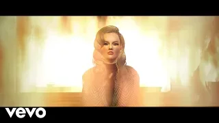 Adele - Set Fire To The Rain (Music Video)