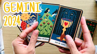 GEMINI - "YOUR 2024 NEW YEAR! HERE'S WHAT TO EXPECT!" 2024 Tarot Reading