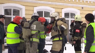 Учения на 1-ой городской больнице. МЧС. Саратов