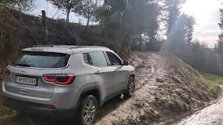 Testing Jeep Compass 4×4 manual in mud off road.